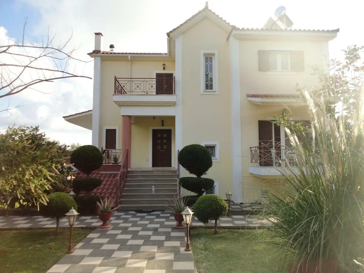Holiday home Villa Elpida Svoronata